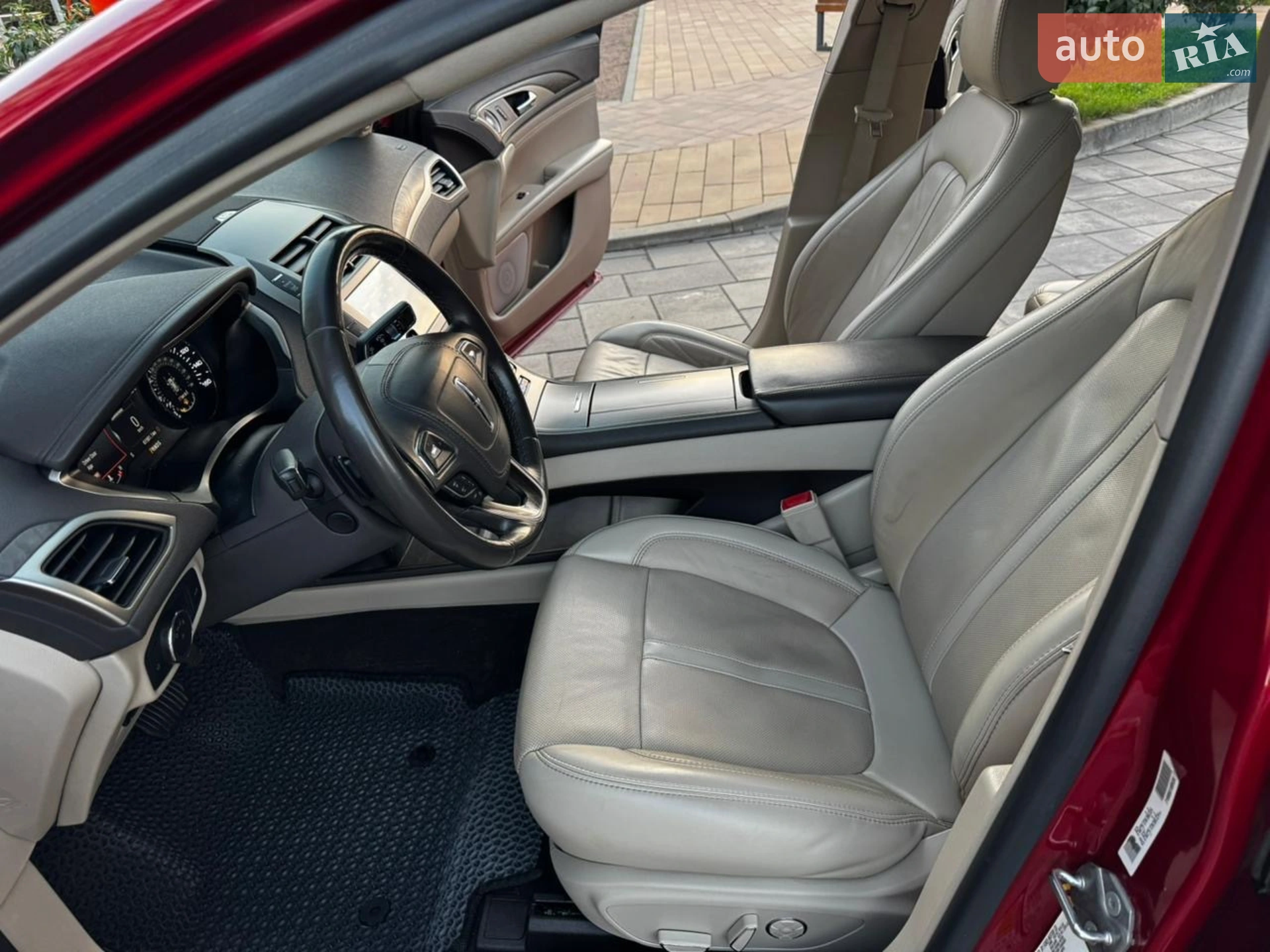 2020 Lincoln MKZ - мініатюра 20