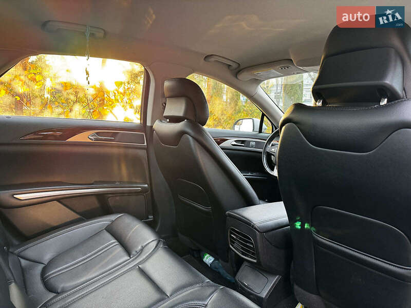 Седан Lincoln MKZ 2016 в Киеве фото 30 Седан Lincoln MKZ 2016 в Киеве