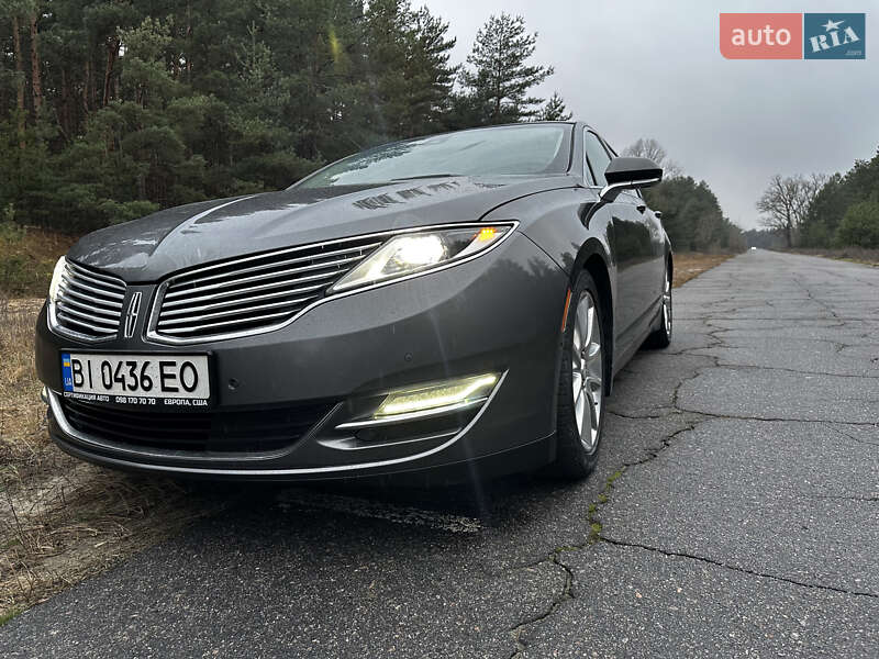 Седан Lincoln MKZ 2015 в Кременчуці