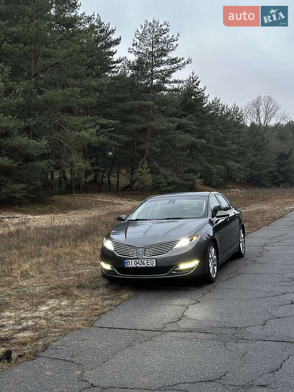 Седан Lincoln MKZ 2015 в Кременчуці