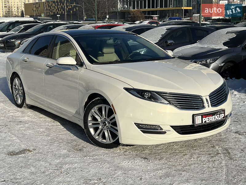 Lincoln MKZ 2013