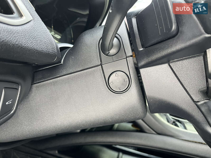 Седан Lincoln MKZ 2014 в Белой Церкви фото 17 Седан Lincoln MKZ 2014 в Белой Церкви