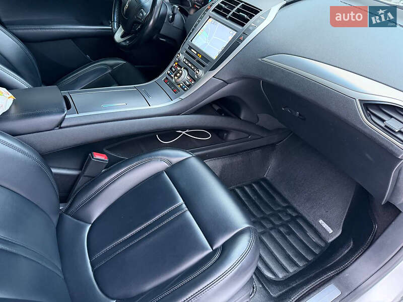 Седан Lincoln MKZ 2016 в Киеве