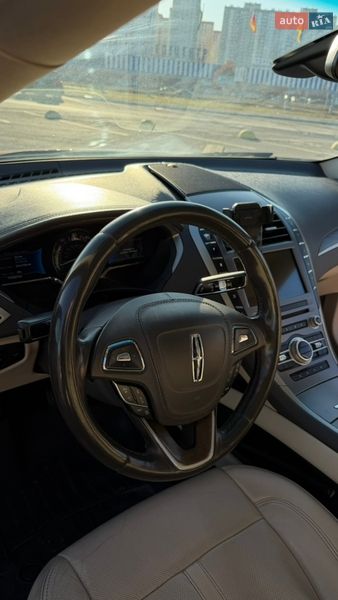 Седан Lincoln MKZ 2016 в Киеве