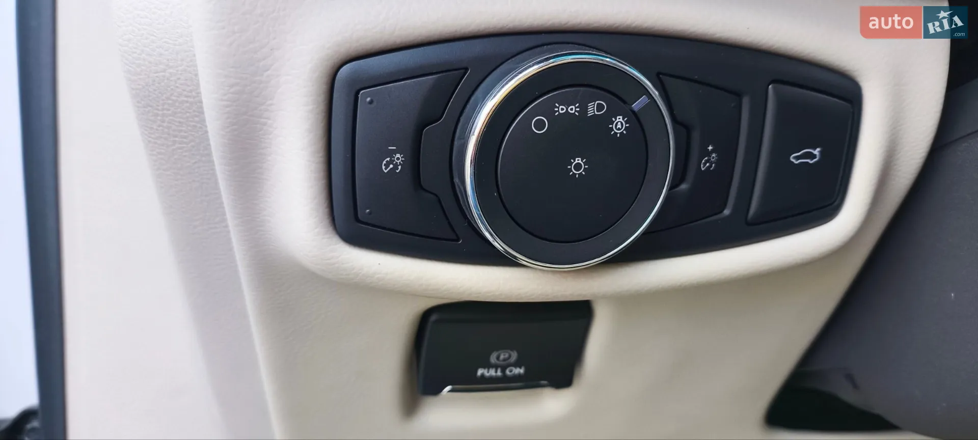 2019 Lincoln MKZ - мініатюра 31