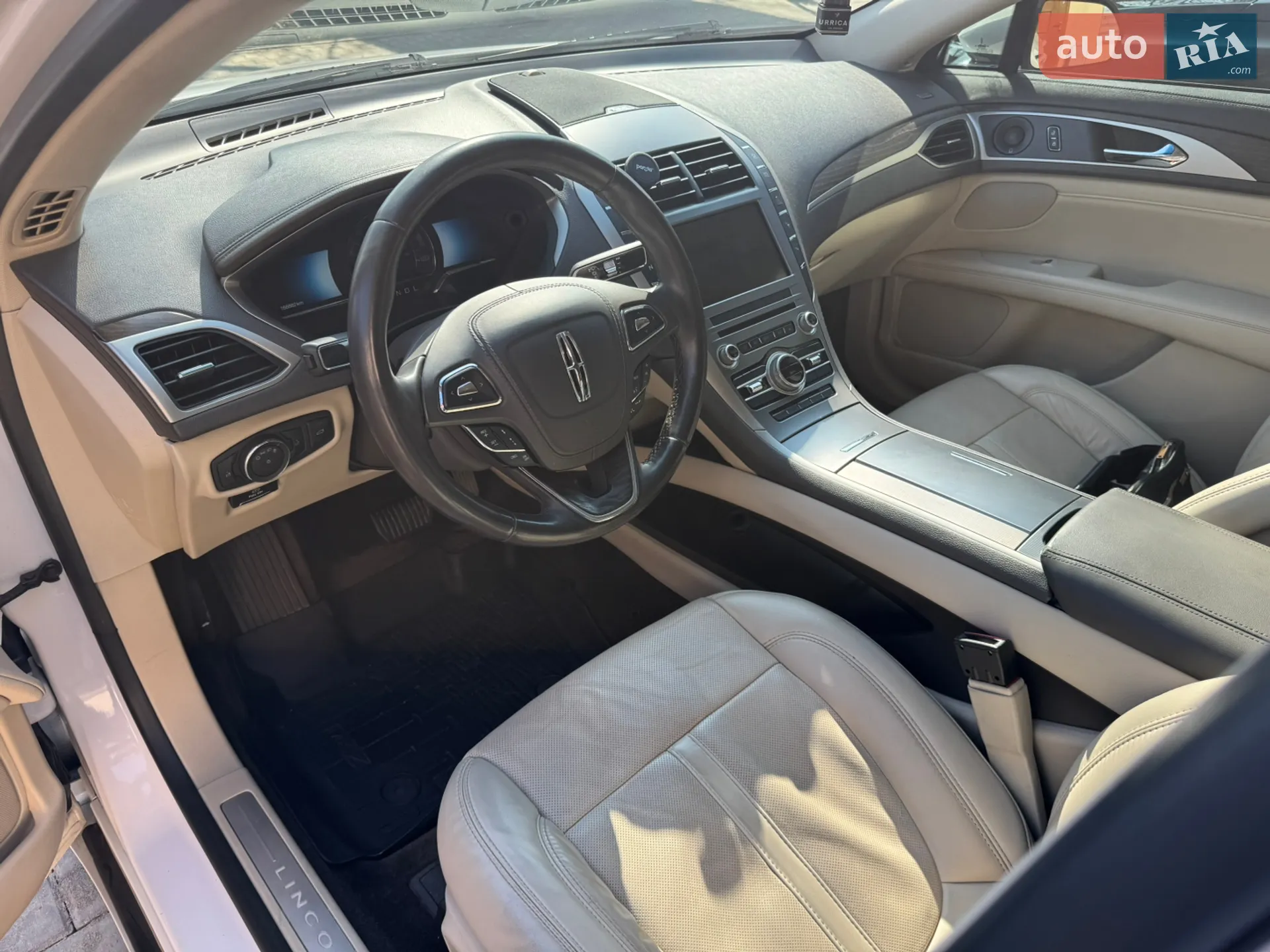 2018 Lincoln MKZ - мініатюра 18