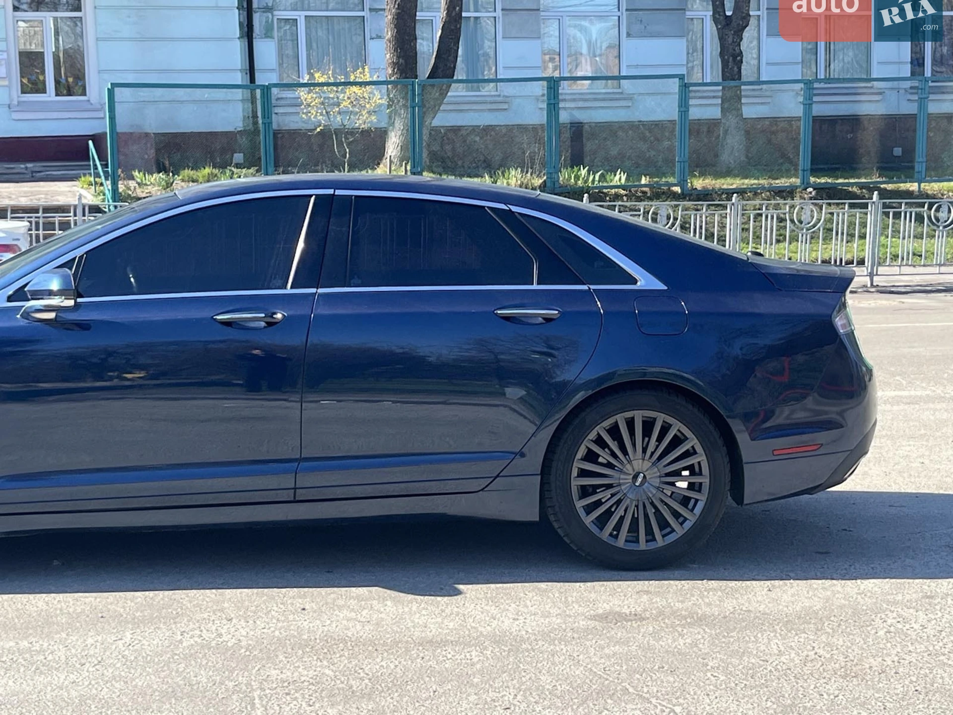2017 Lincoln MKZ - мініатюра 7