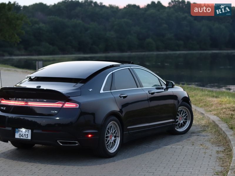 Седан Lincoln MKZ 2014 в Ізмаїлі