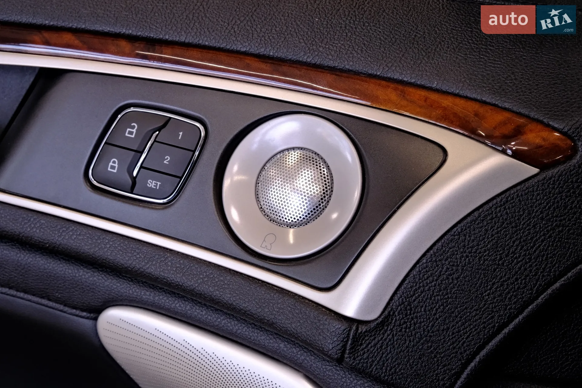 2019 Lincoln MKZ - мініатюра 25