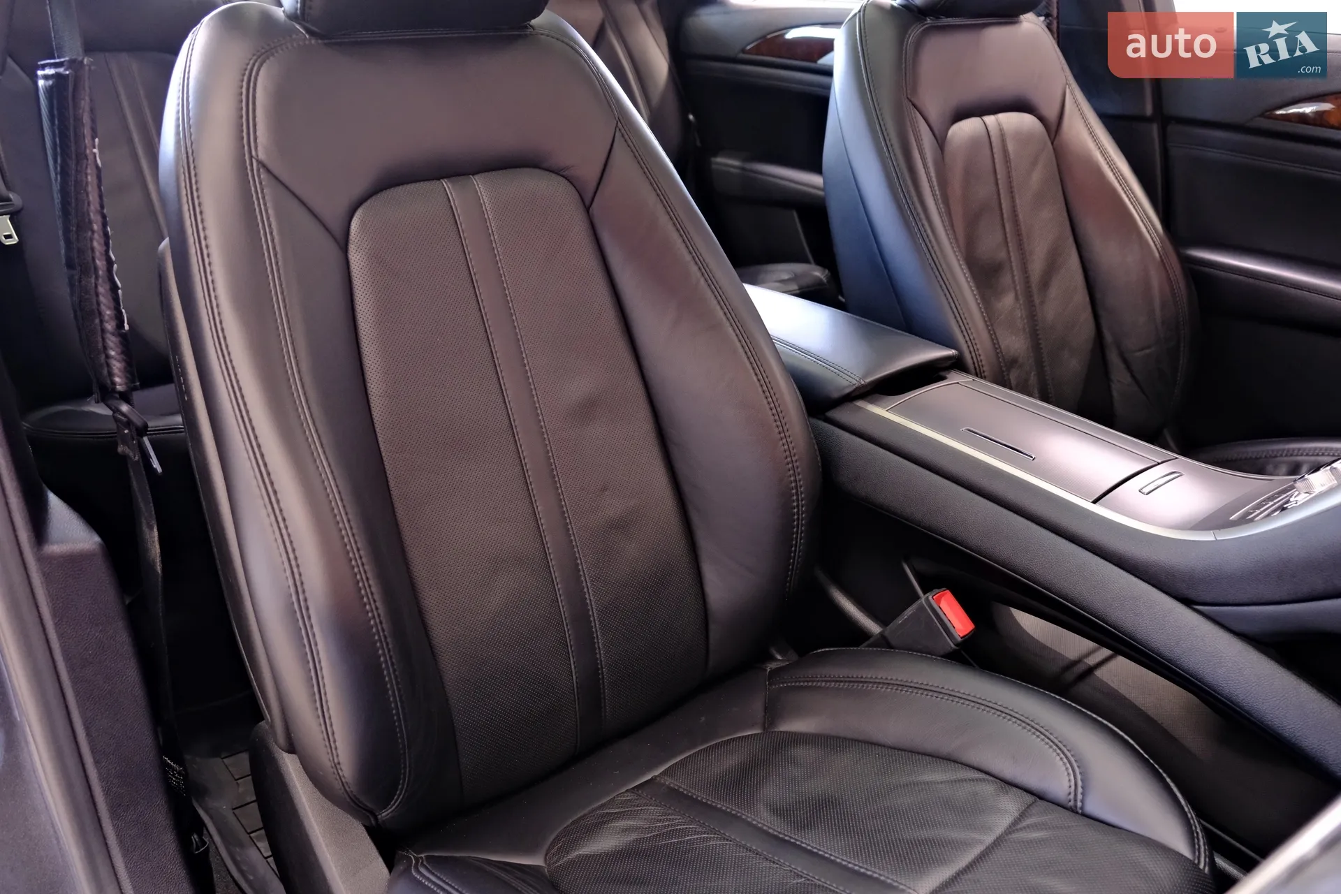 2019 Lincoln MKZ - мініатюра 43