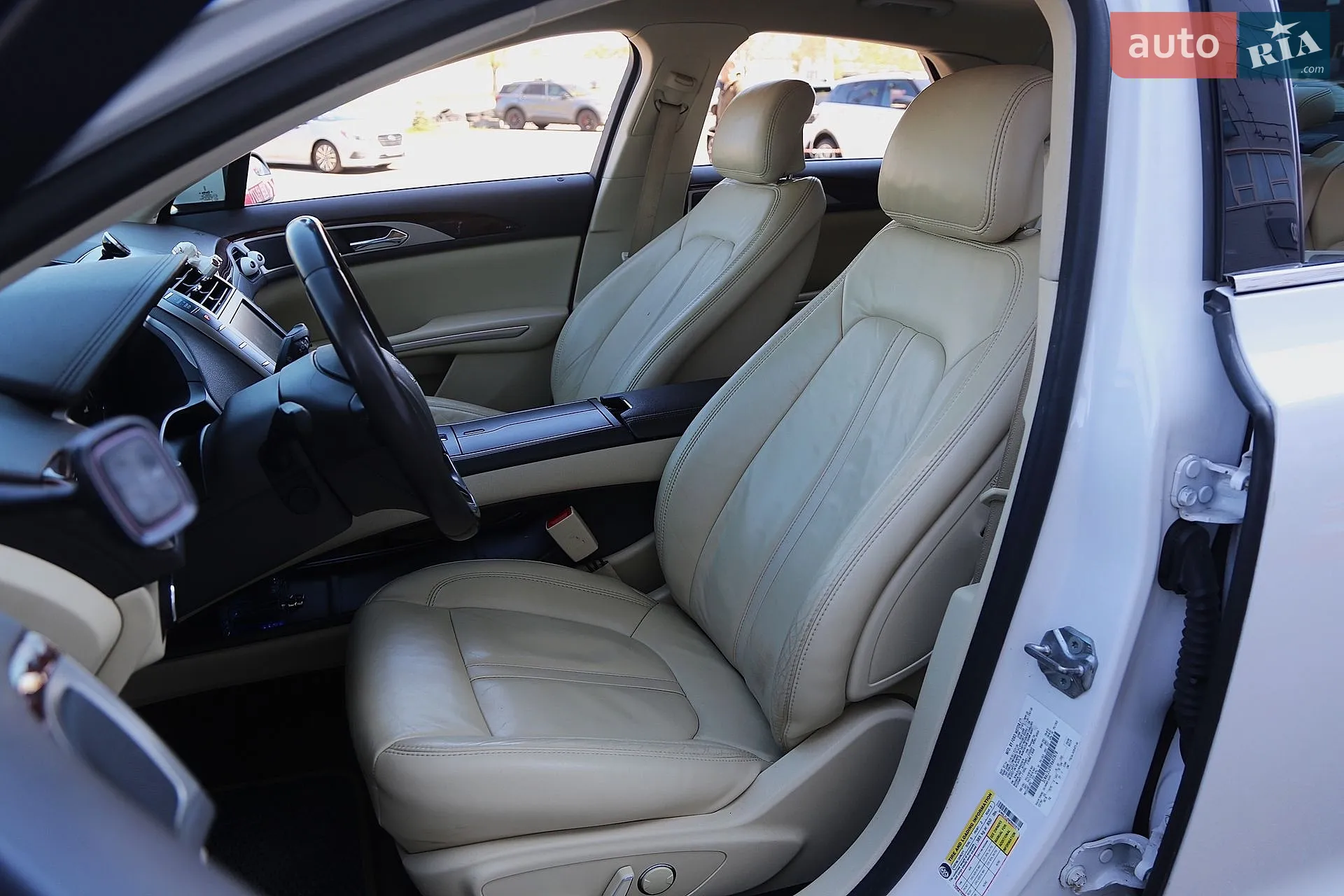 2014 Lincoln MKZ - мініатюра 9