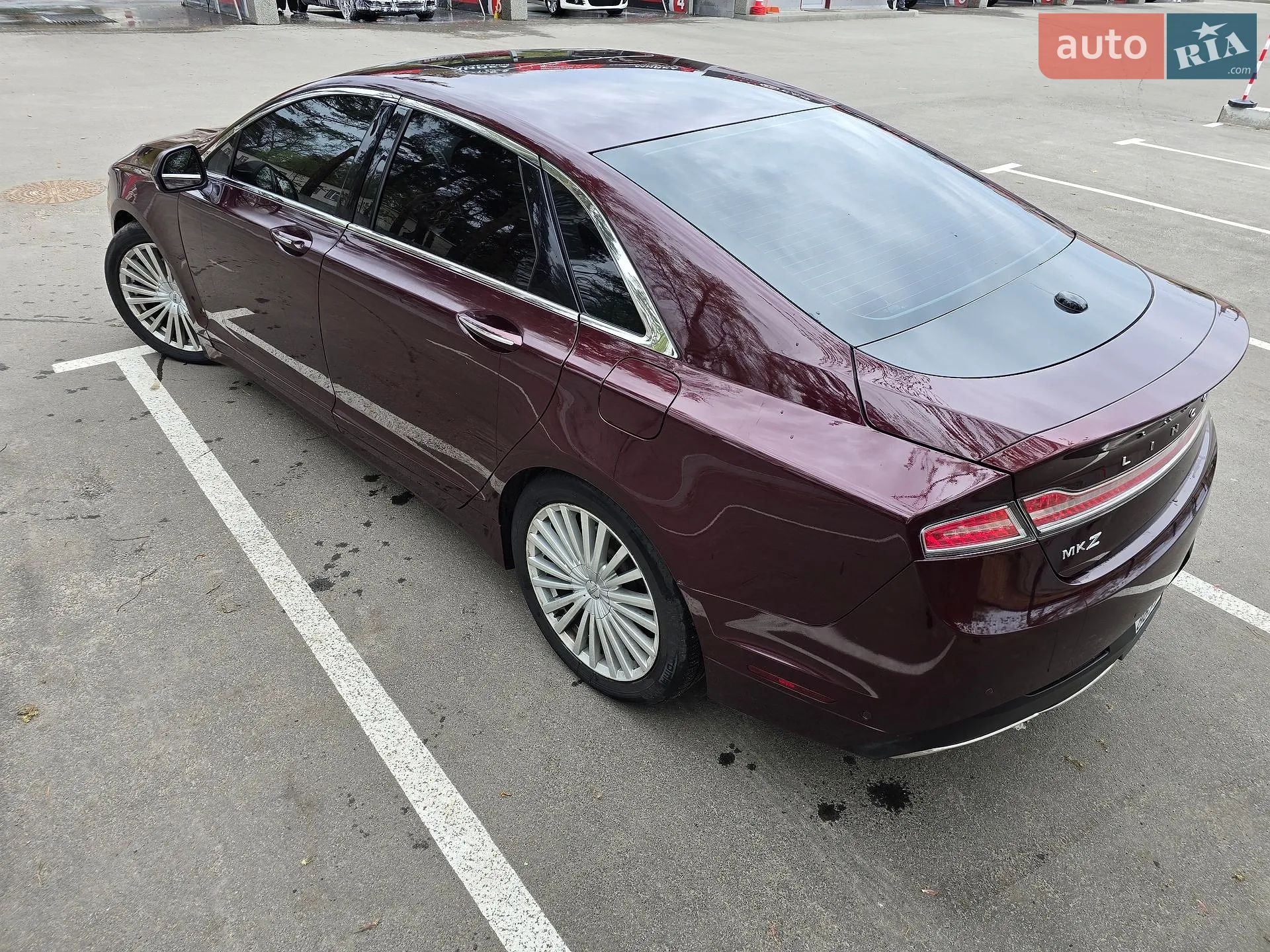 2016 Lincoln MKZ - мініатюра 8