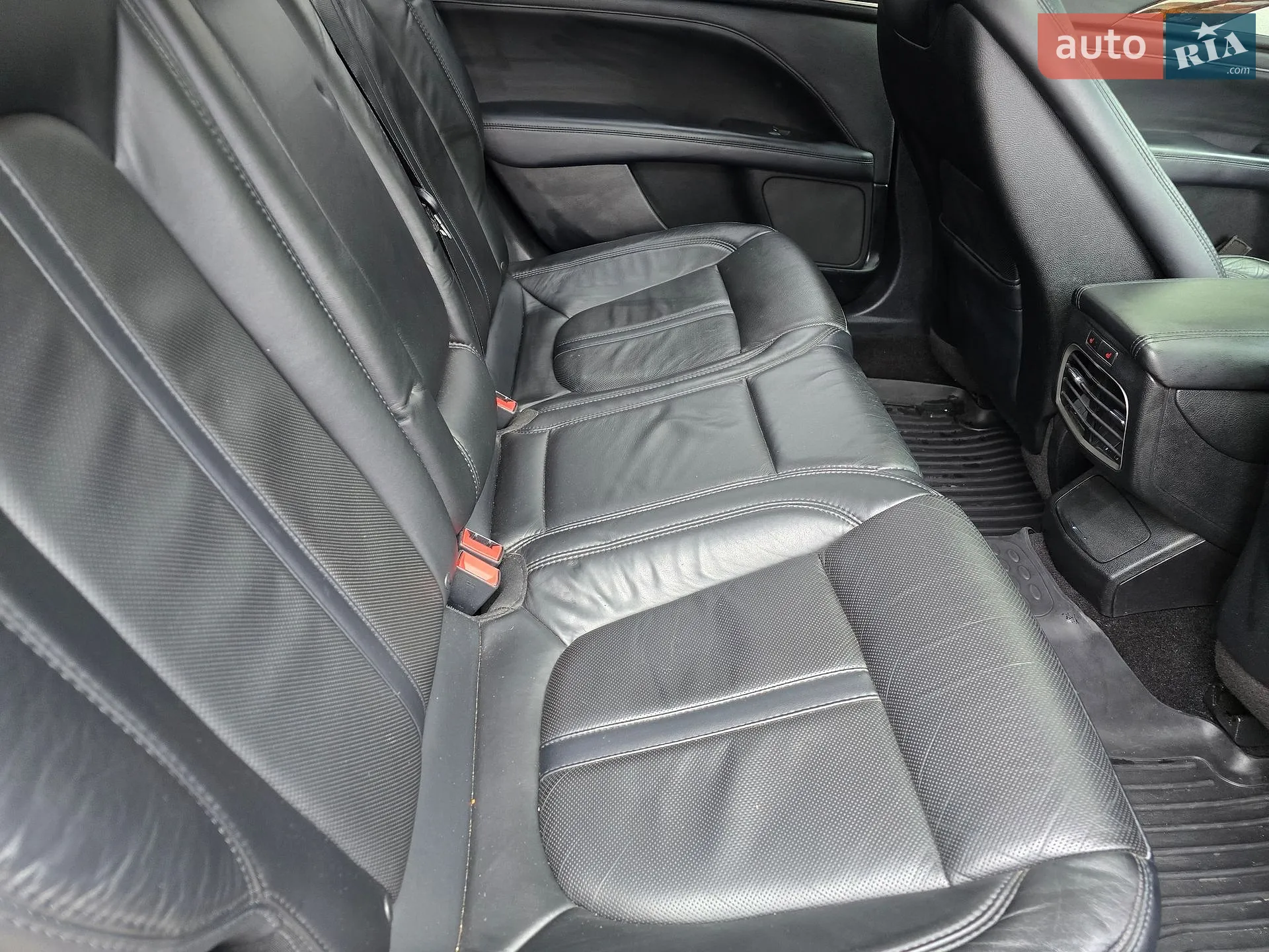 2016 Lincoln MKZ - мініатюра 20