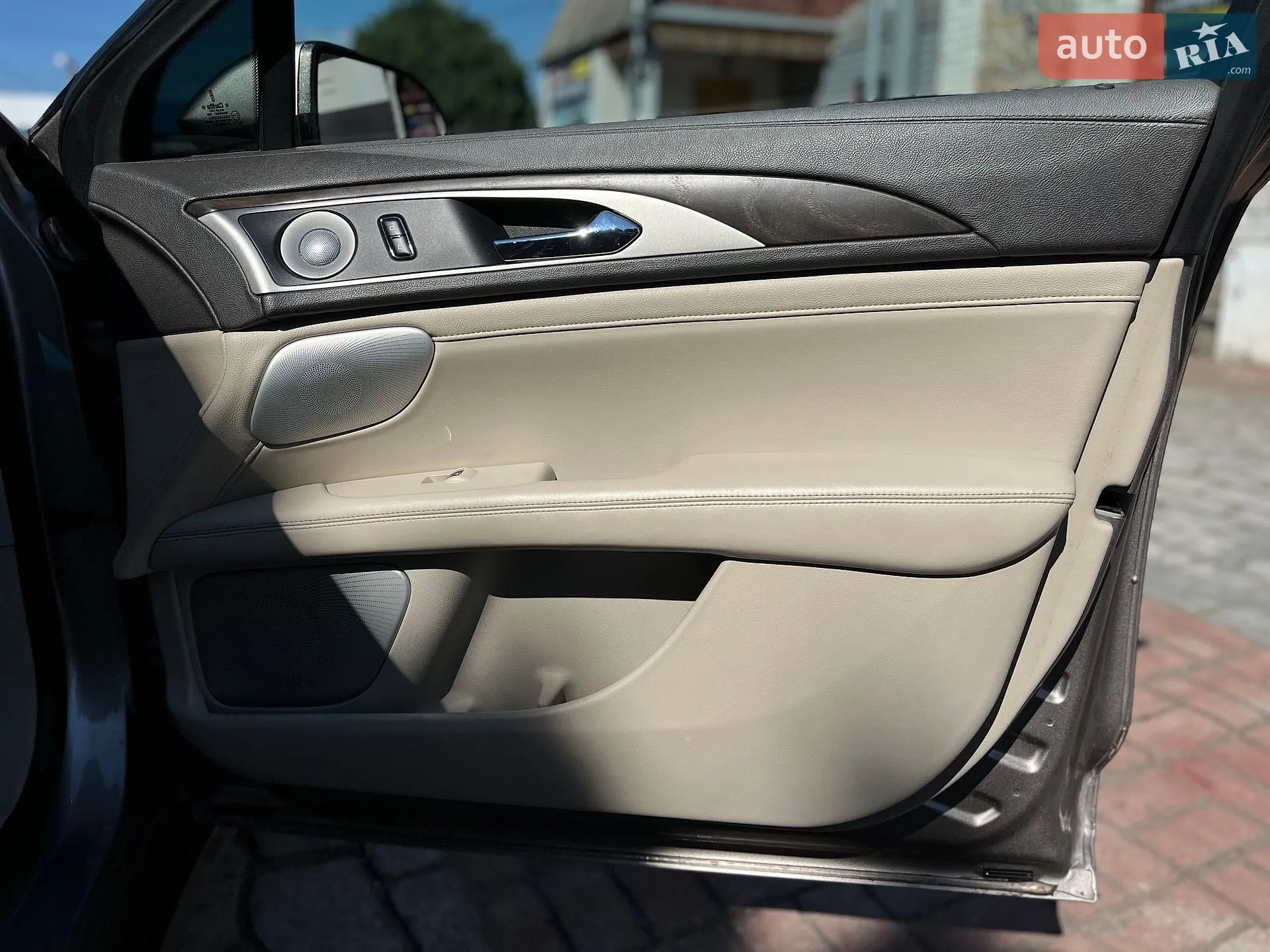 2018 Lincoln MKZ - мініатюра 26