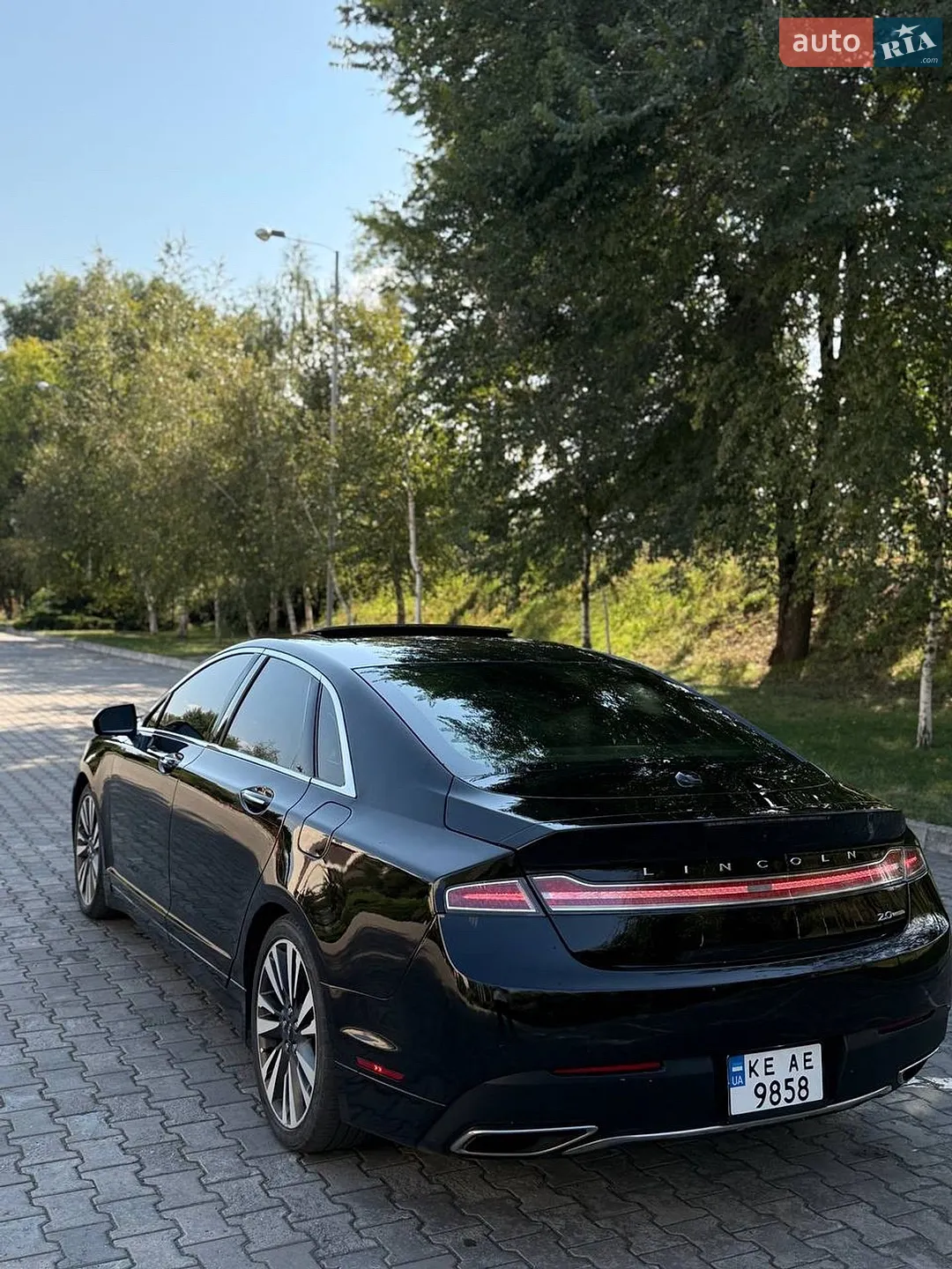 2016 Lincoln MKZ - мініатюра 5