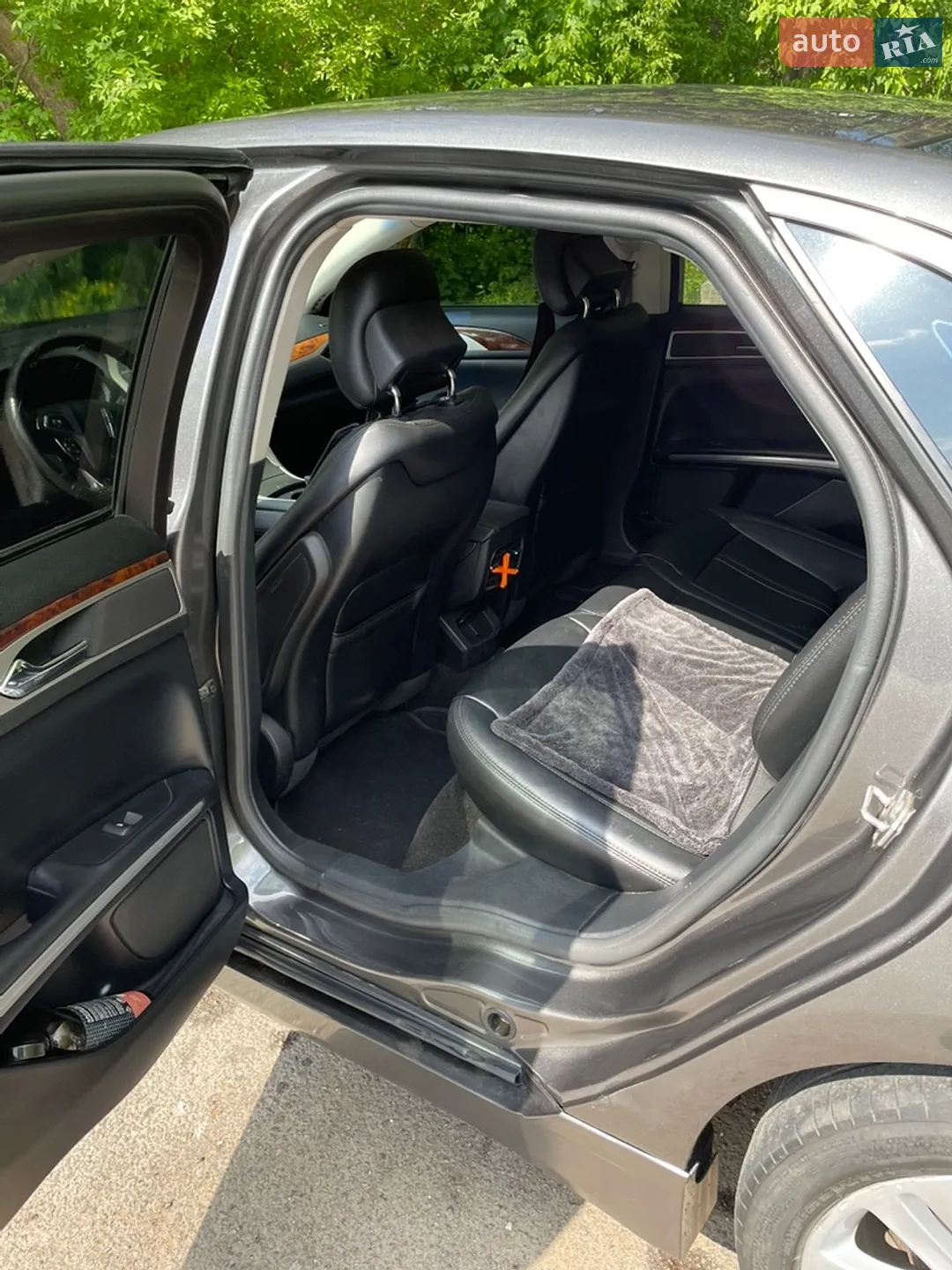 2015 Lincoln MKZ - мініатюра 13