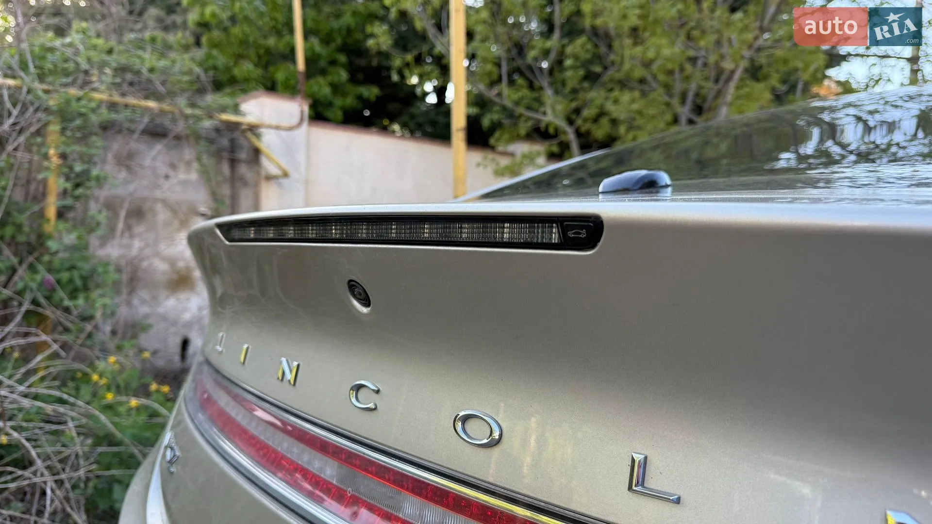 2017 Lincoln MKZ - мініатюра 32