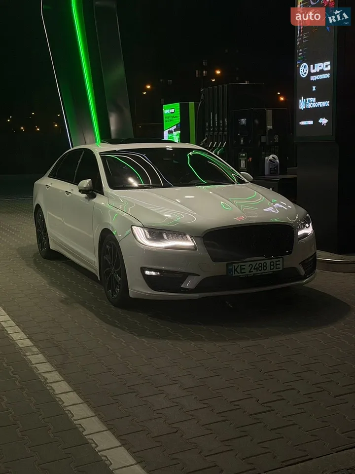 2017 Lincoln MKZ - мініатюра 8