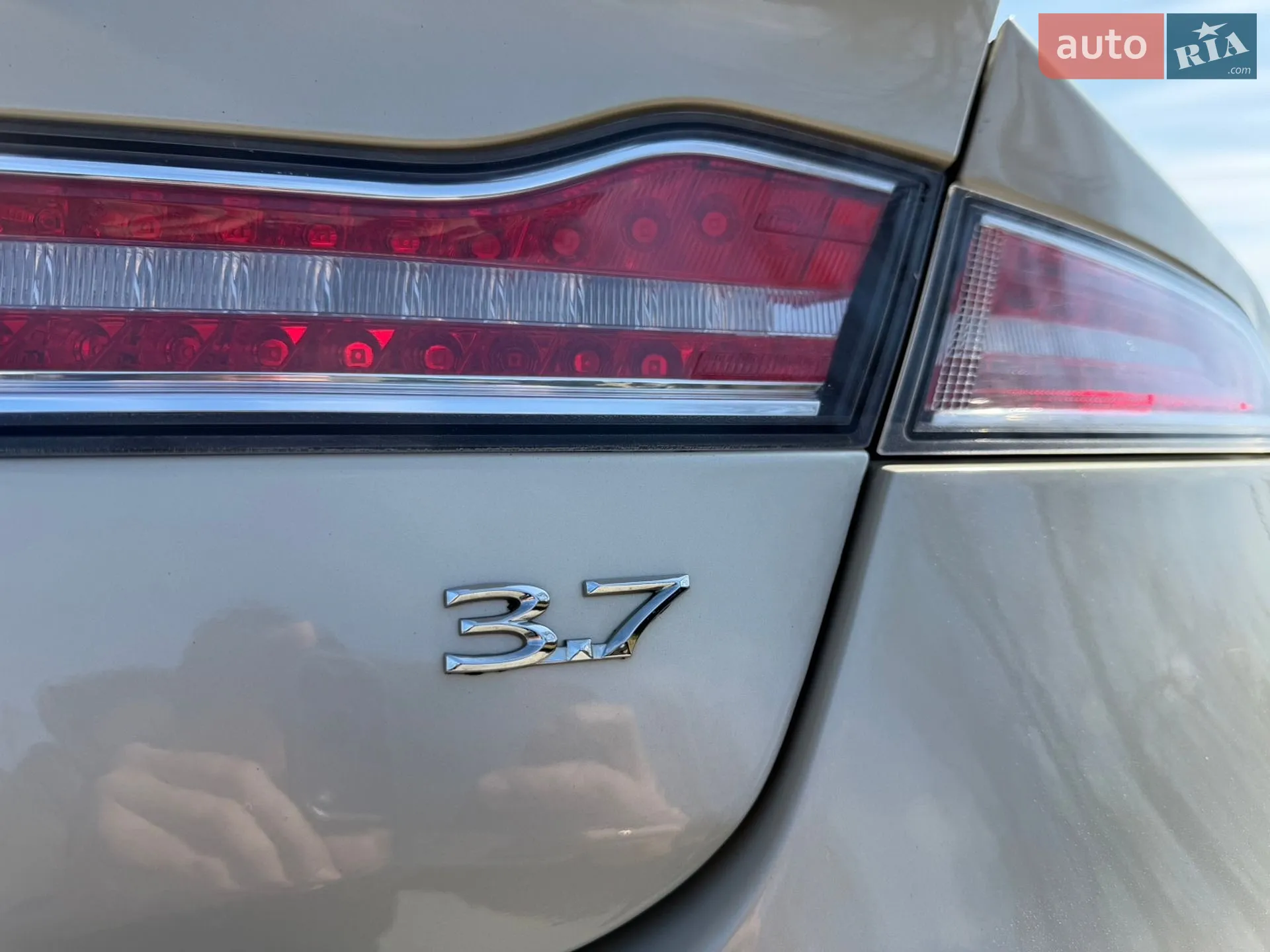 2016 Lincoln MKZ - мініатюра 10