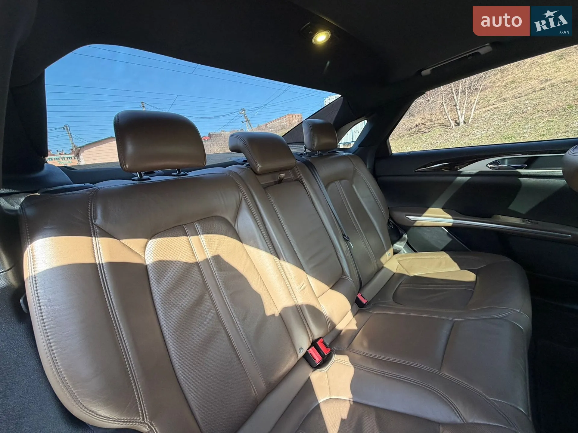 2016 Lincoln MKZ - мініатюра 41