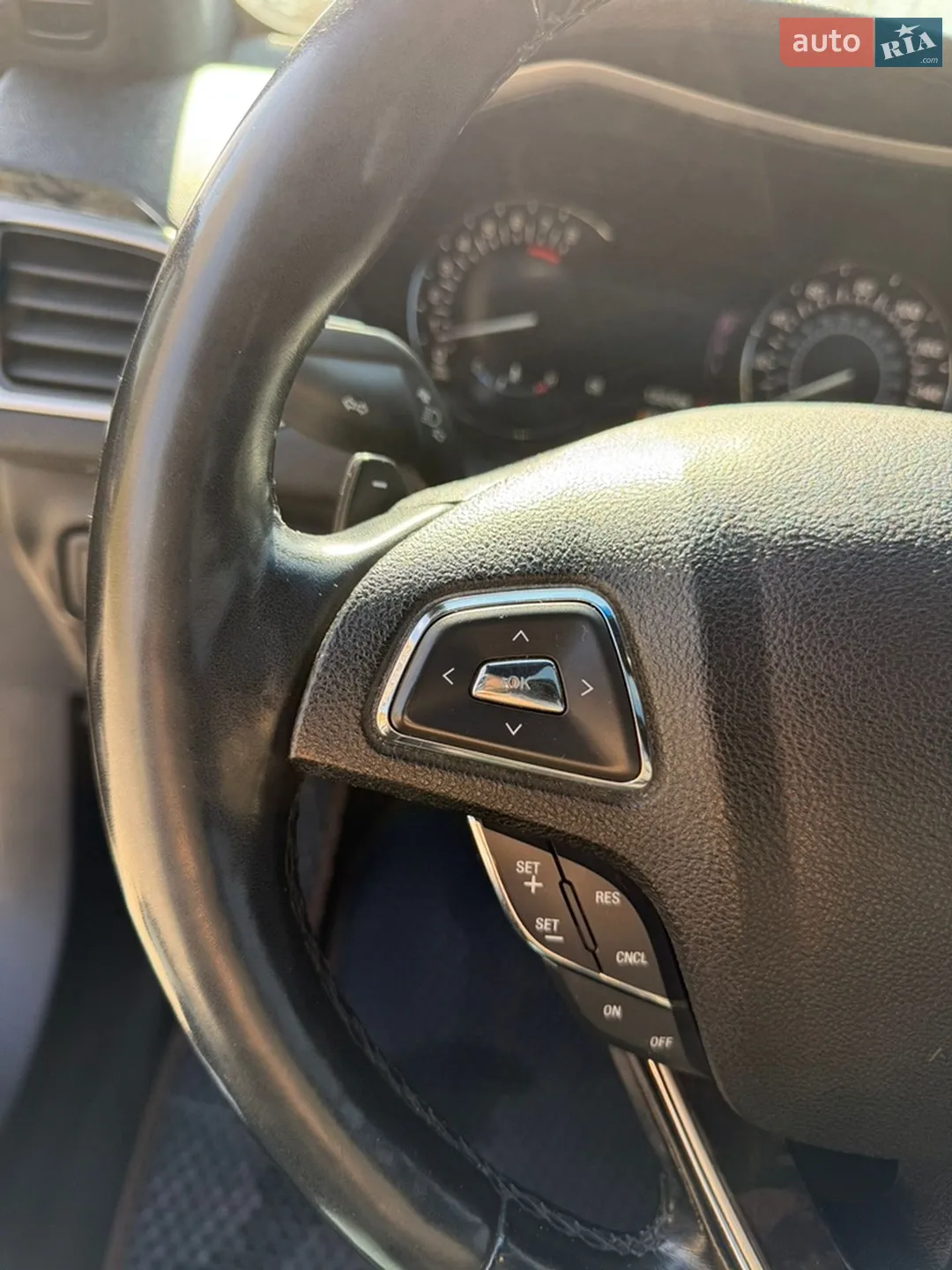 2016 Lincoln MKZ - мініатюра 51