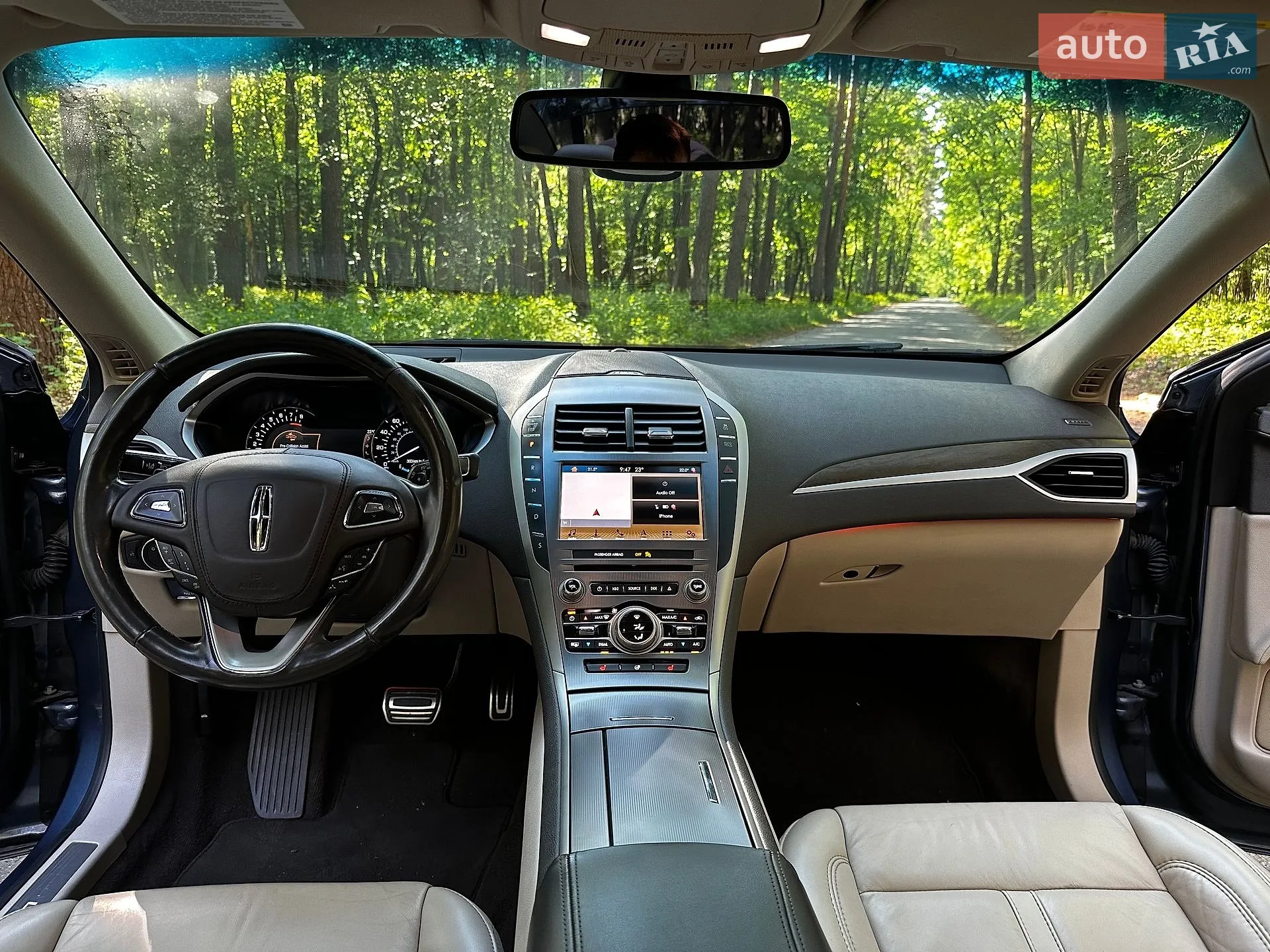 2019 Lincoln MKZ - мініатюра 10