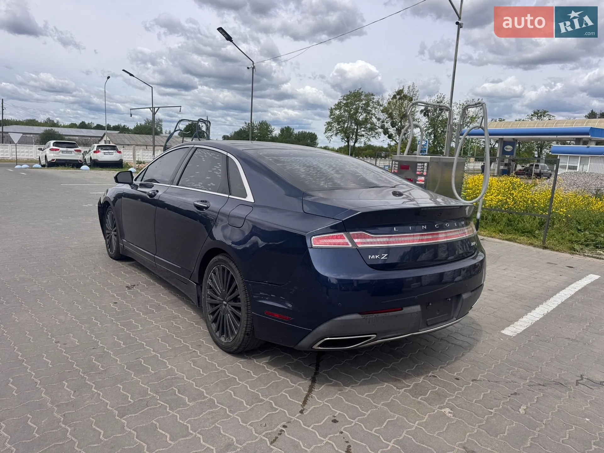 2017 Lincoln MKZ - мініатюра 9