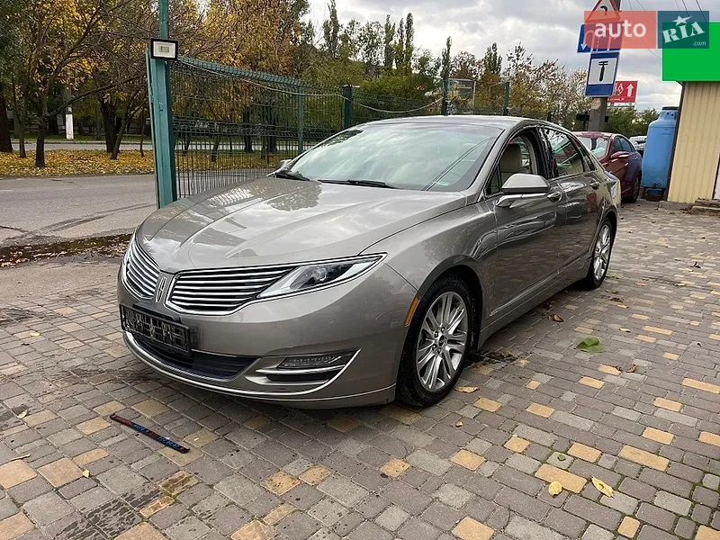 Lincoln MKZ 2015