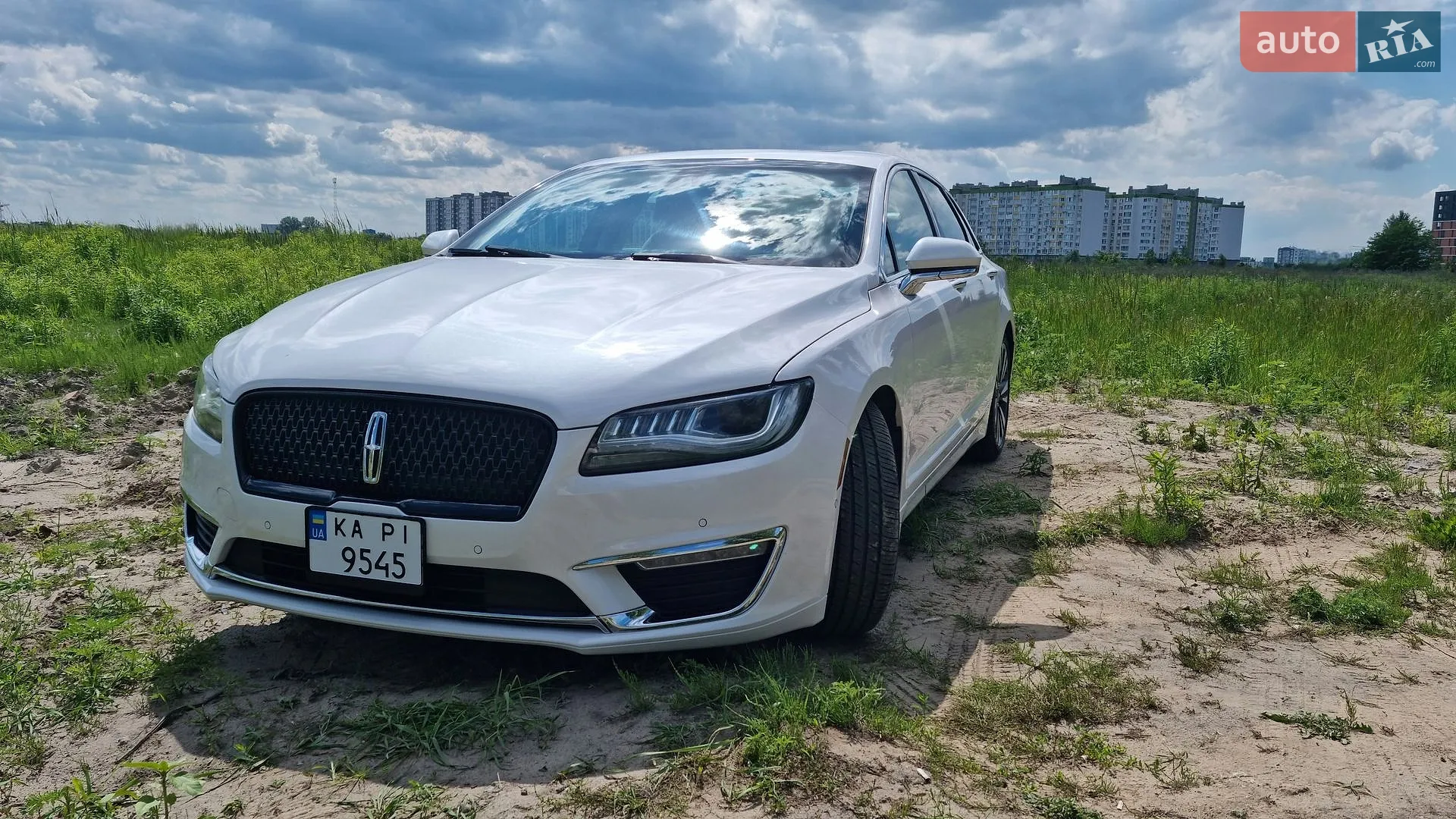 2019 Lincoln MKZ - мініатюра 2