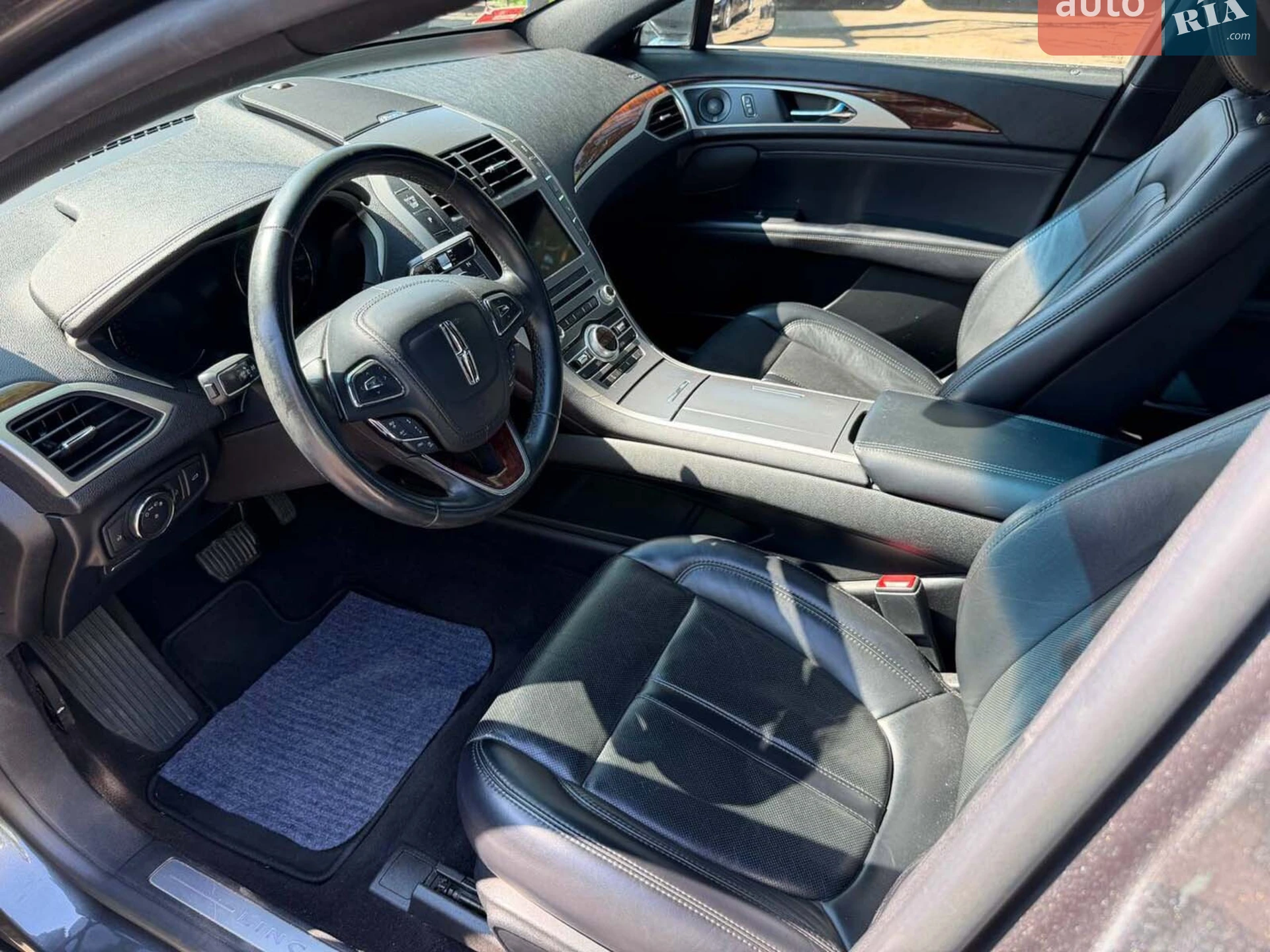2020 Lincoln MKZ - мініатюра 28
