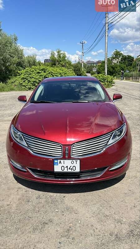 Седан Lincoln MKZ 2014 в Вишневом Седан Lincoln MKZ 2014 в Вишневом