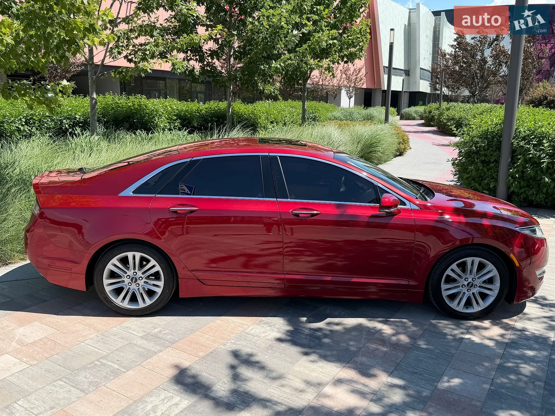 2013 Lincoln MKZ - мініатюра 8