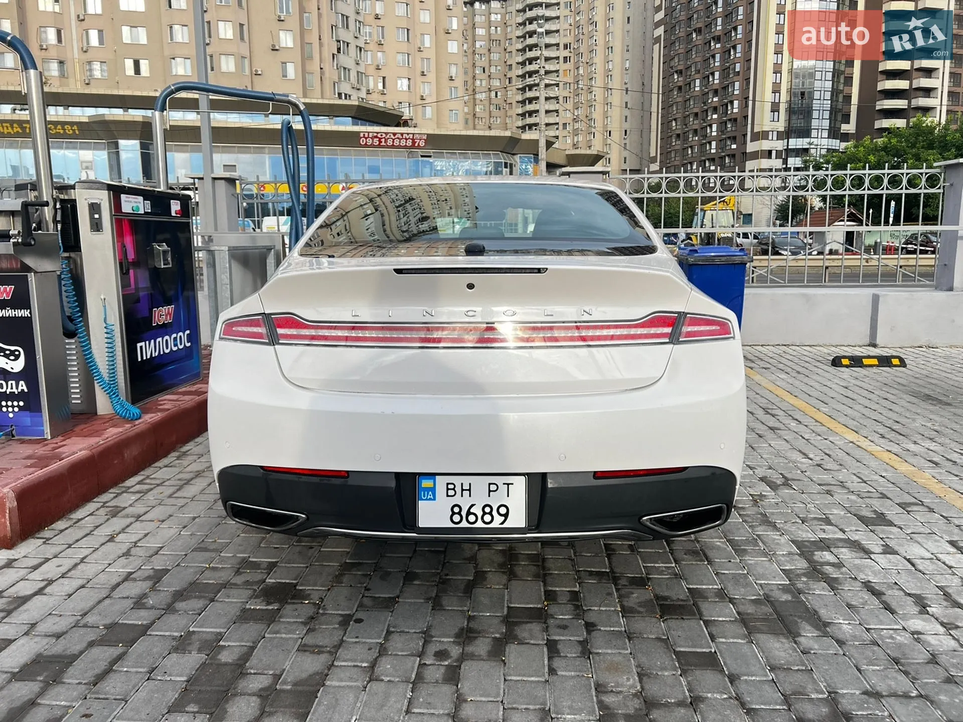 2016 Lincoln MKZ - мініатюра 6