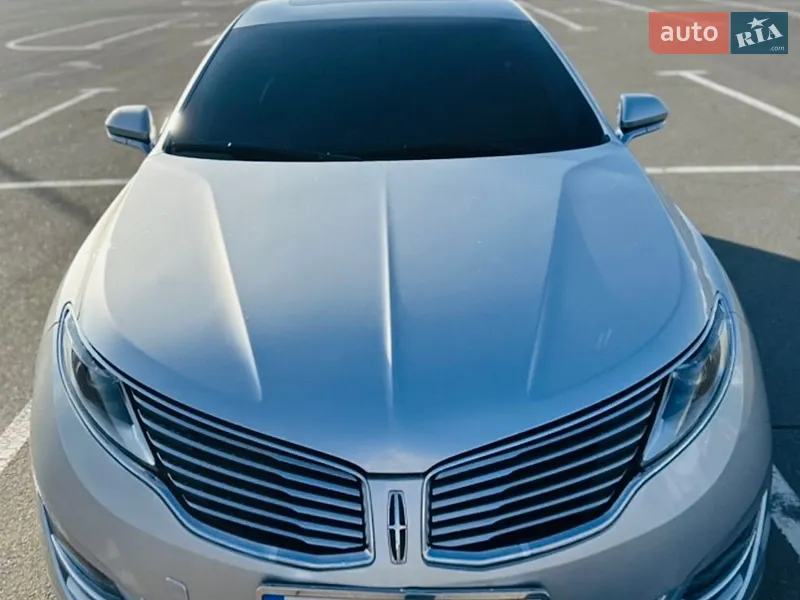 Lincoln MKZ 2014
