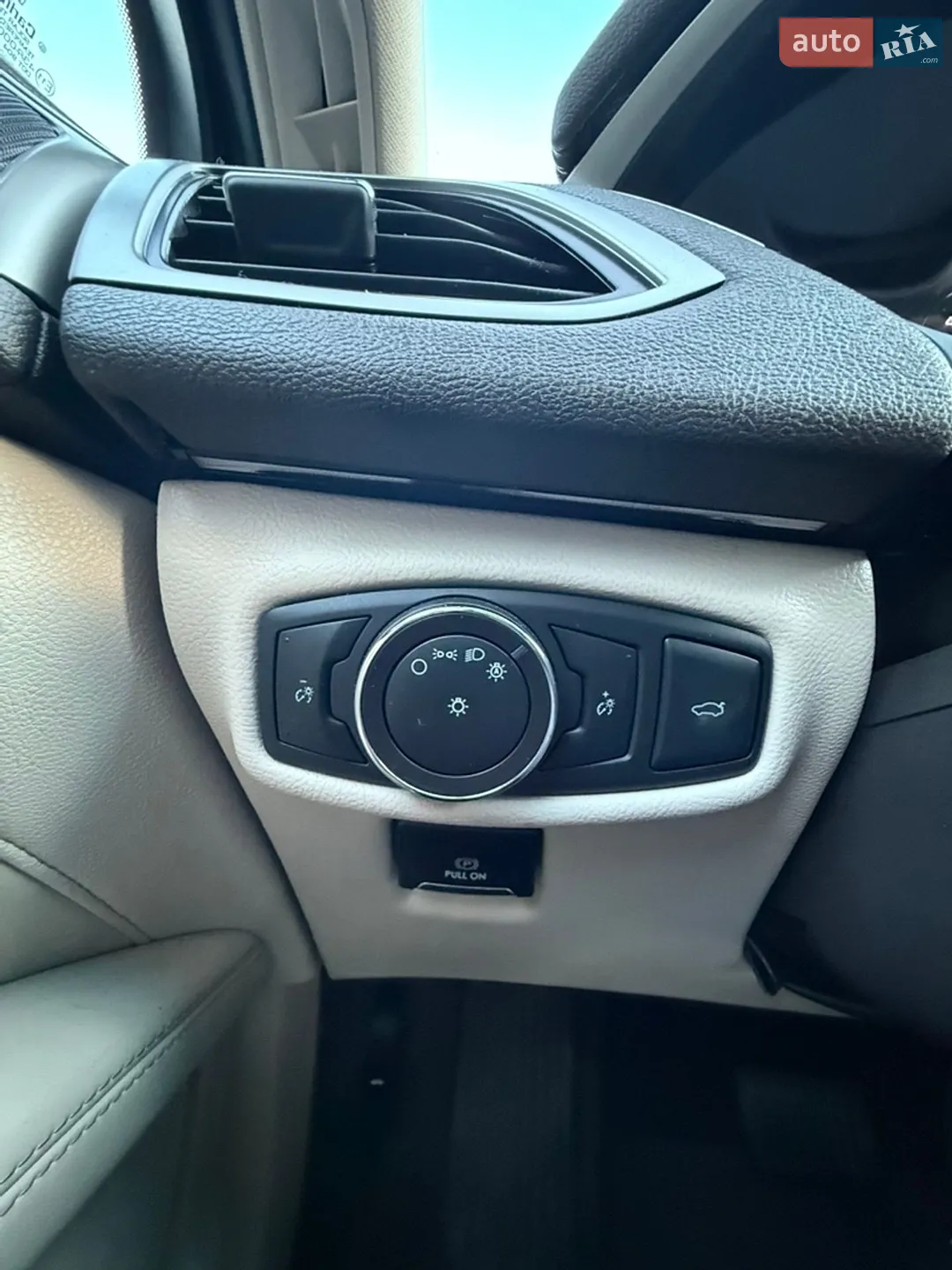 2016 Lincoln MKZ - мініатюра 10