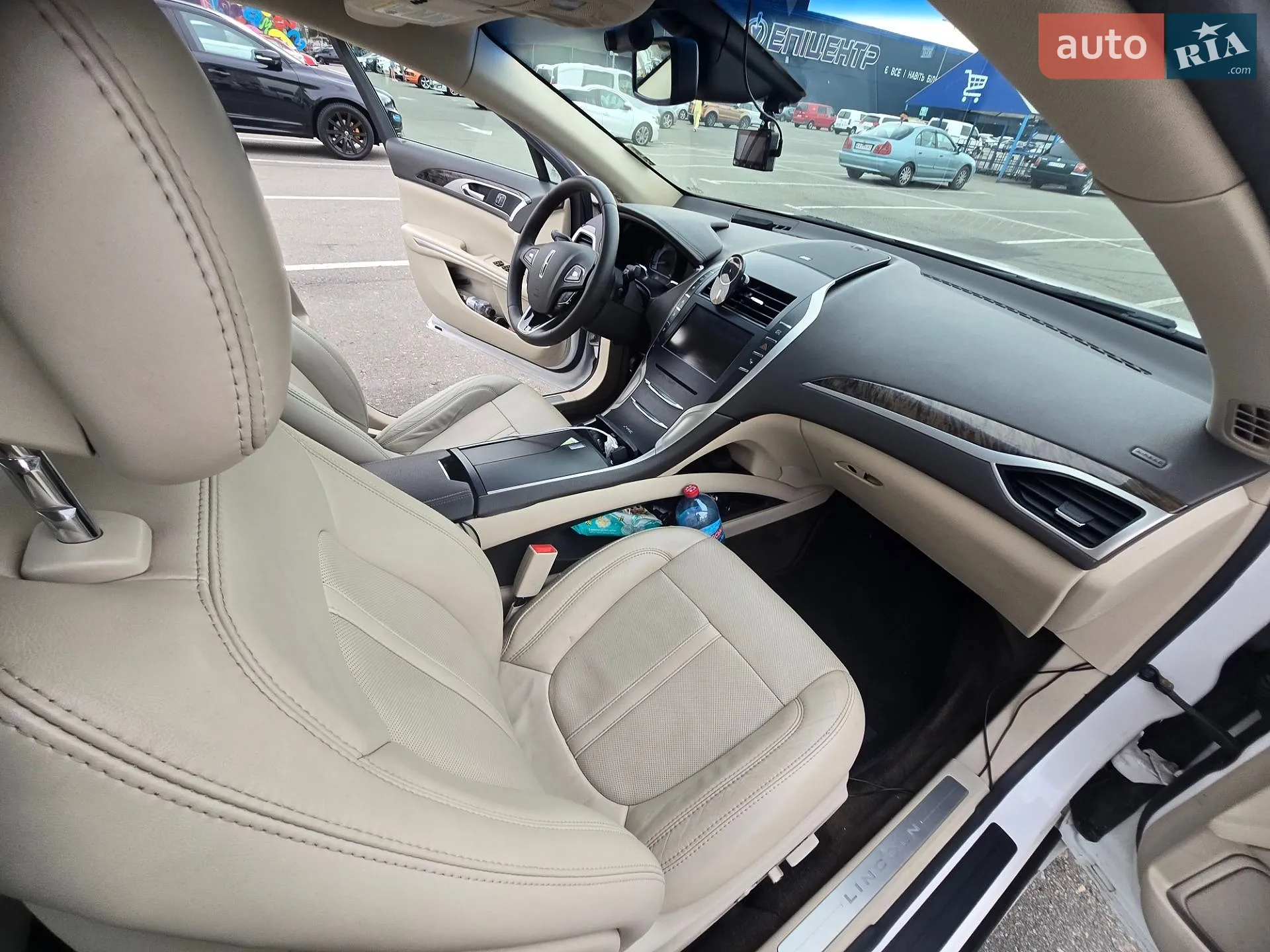 2015 Lincoln MKZ - мініатюра 15