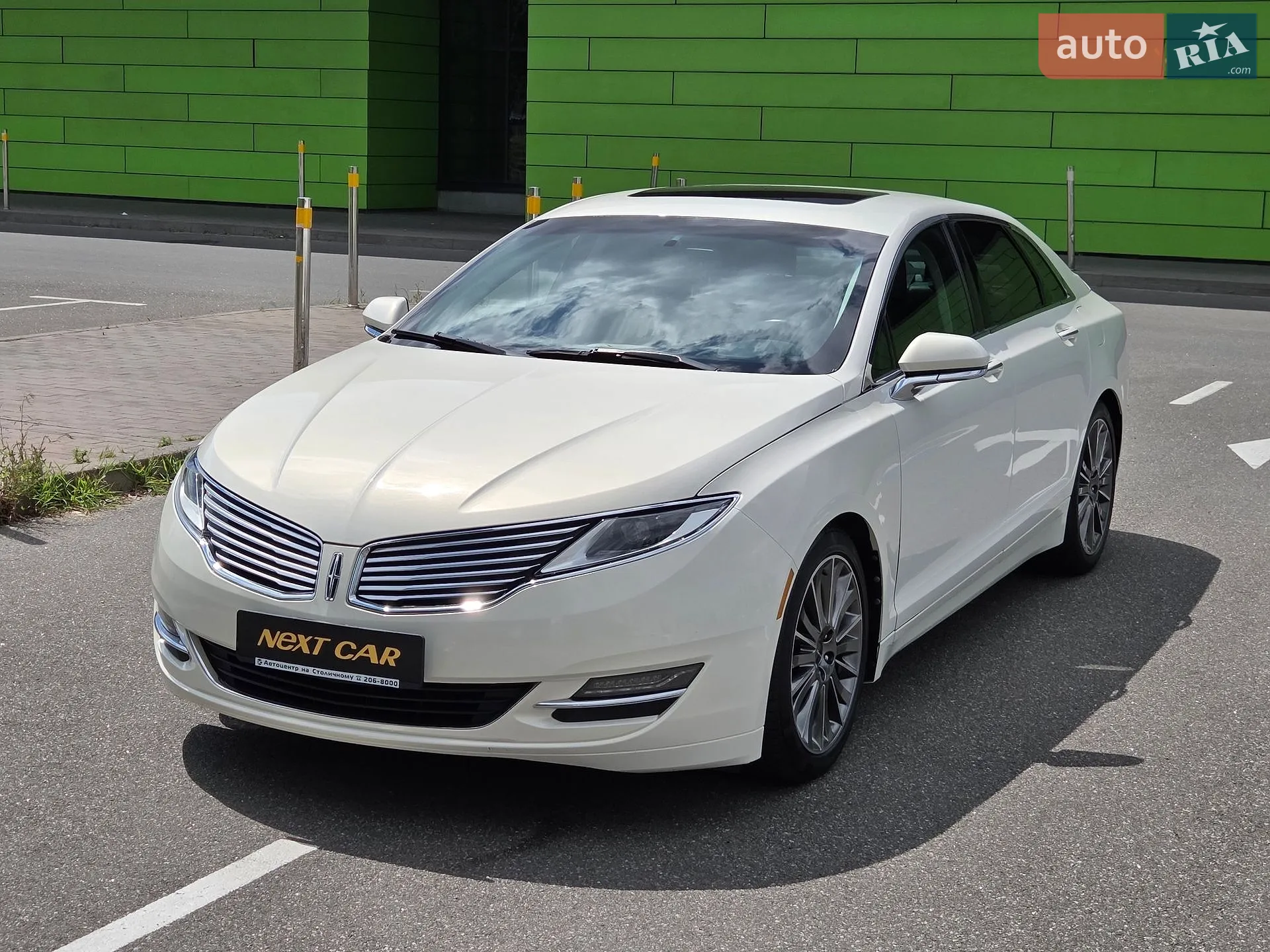 2013 Lincoln MKZ - мініатюра 3