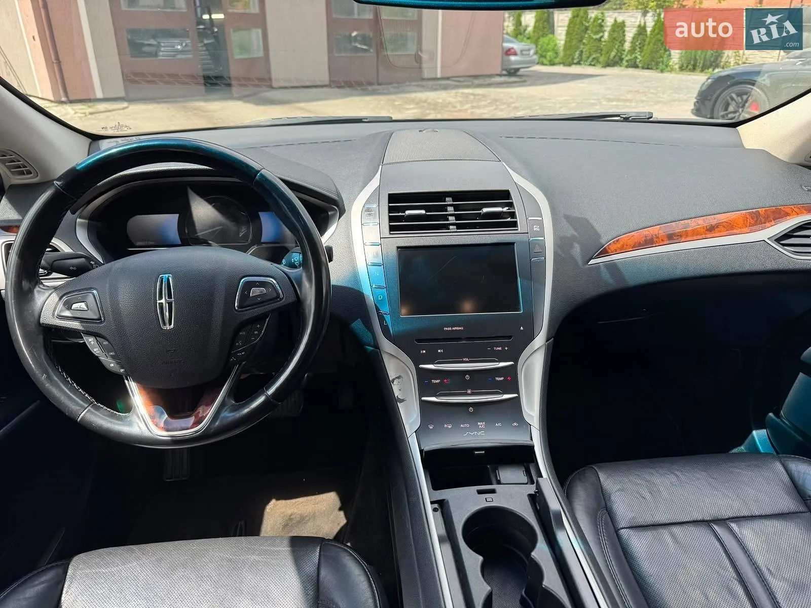 2017 Lincoln MKZ - мініатюра 9