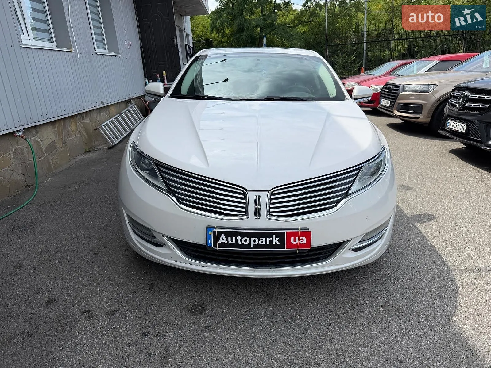 2014 Lincoln MKZ - мініатюра 2