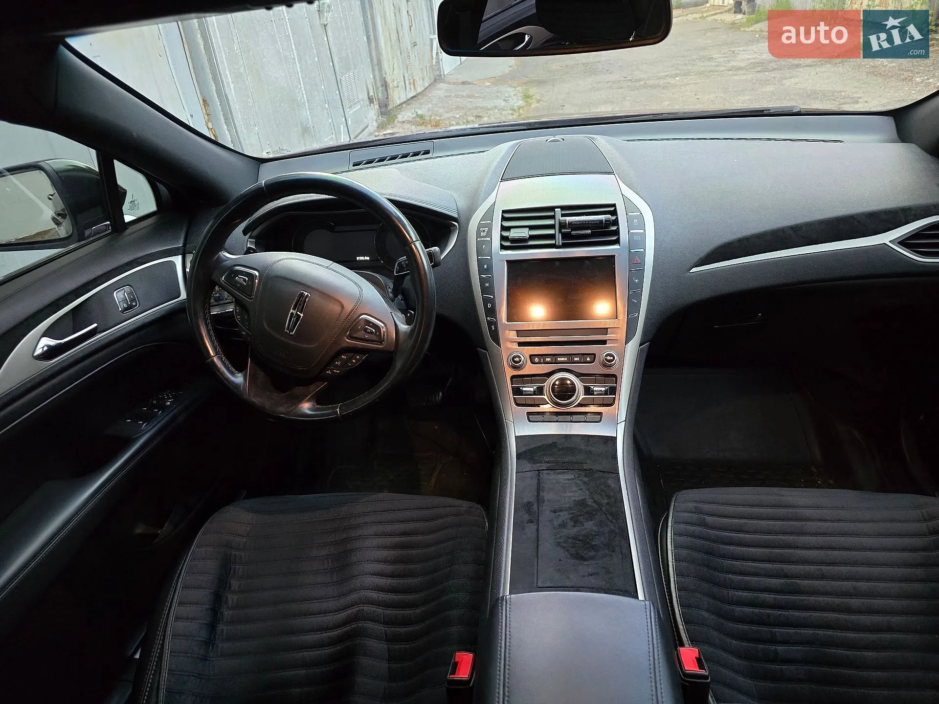 Lincoln MKZ 2016 VIN 3LN6L5FCXHR636061 фото оголошення 12 з 39
