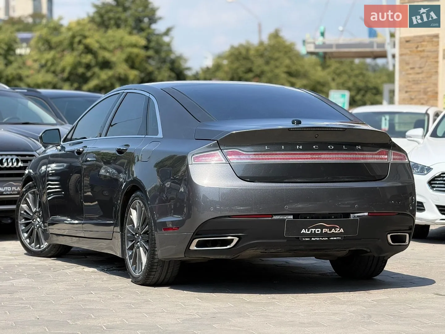 2014 Lincoln MKZ - мініатюра 16