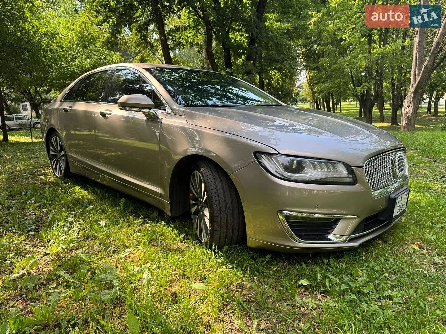 2019 Lincoln MKZ - мініатюра 2