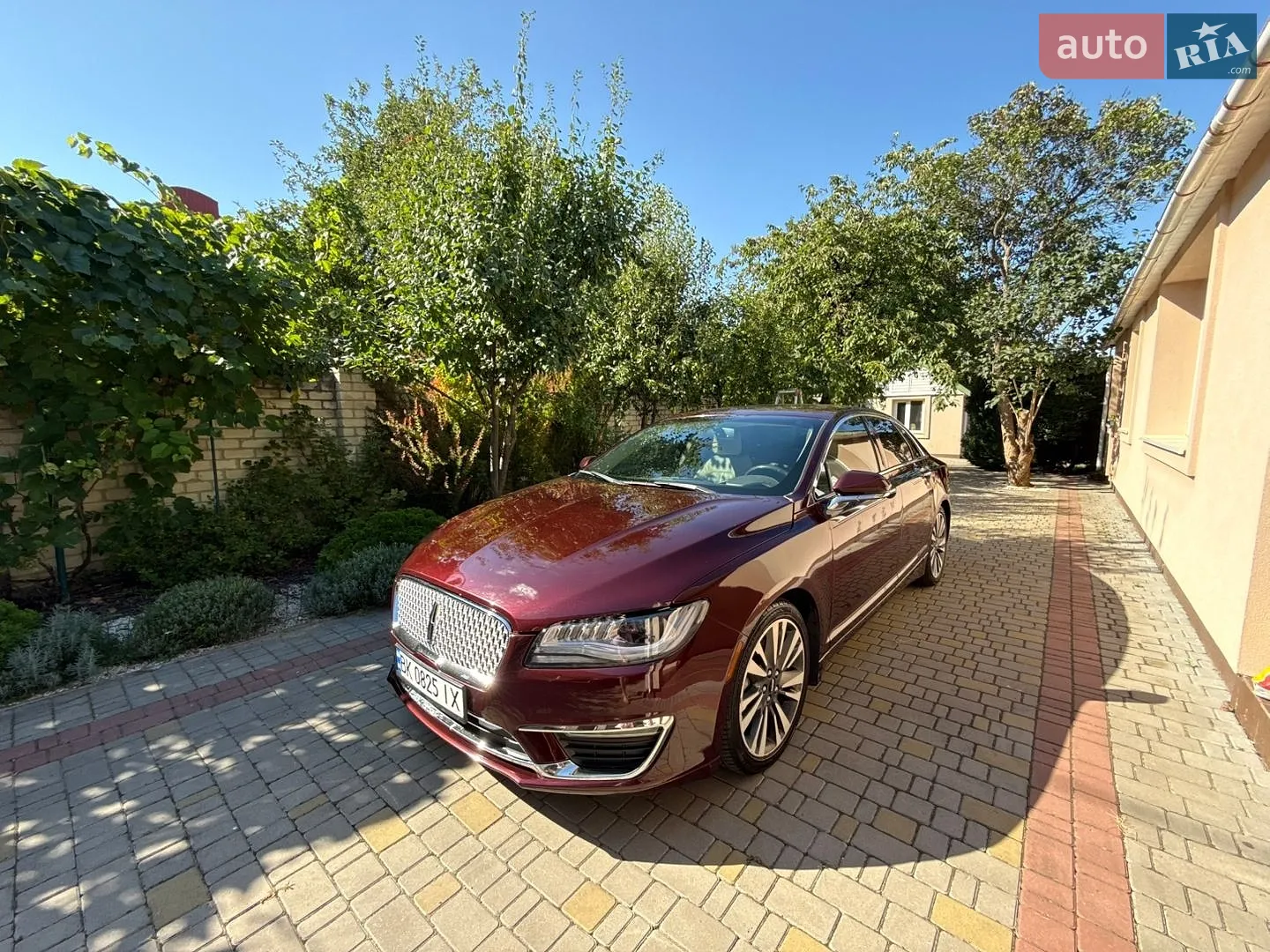 2017 Lincoln MKZ - мініатюра 39