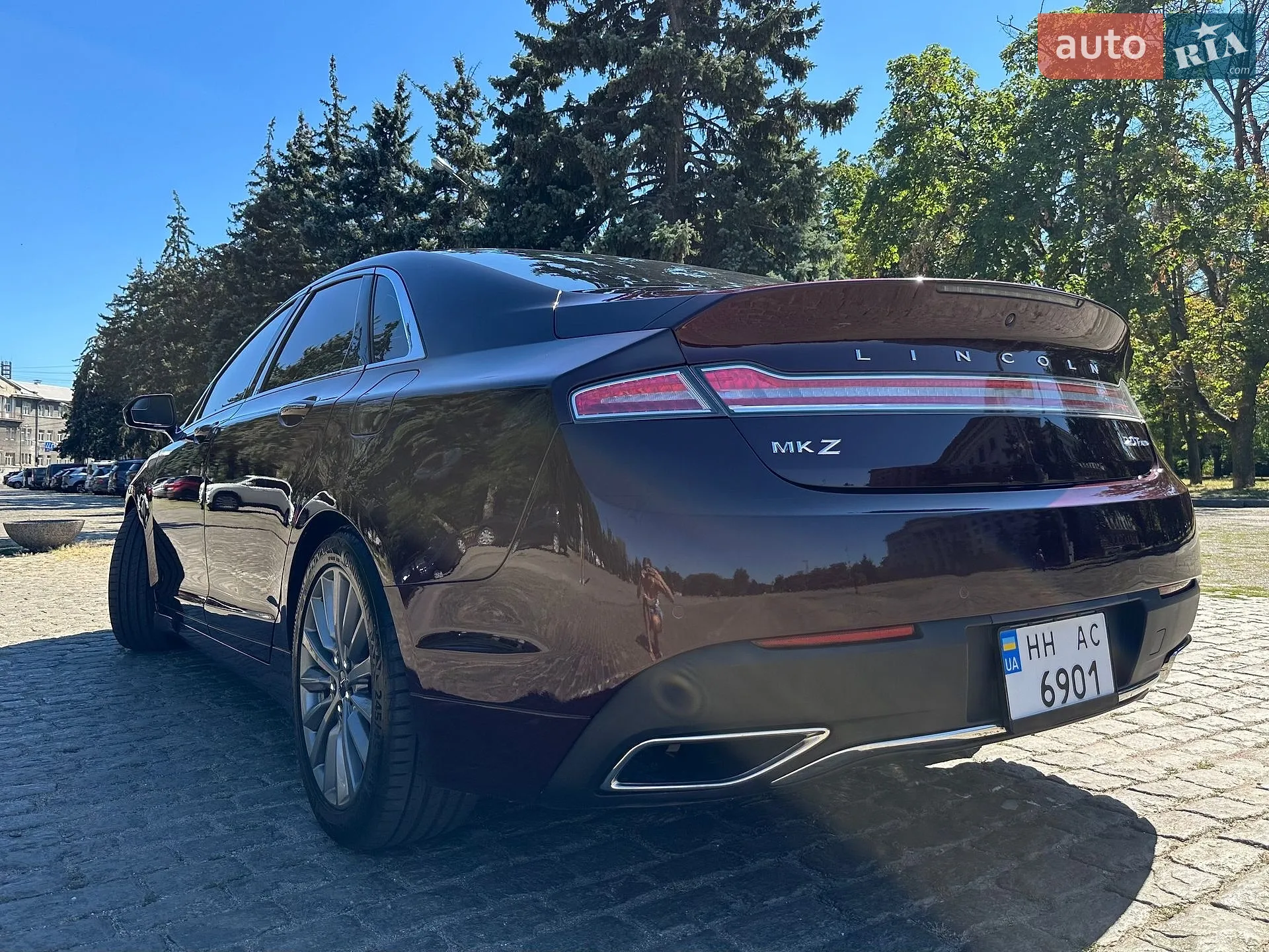 2017 Lincoln MKZ - мініатюра 9