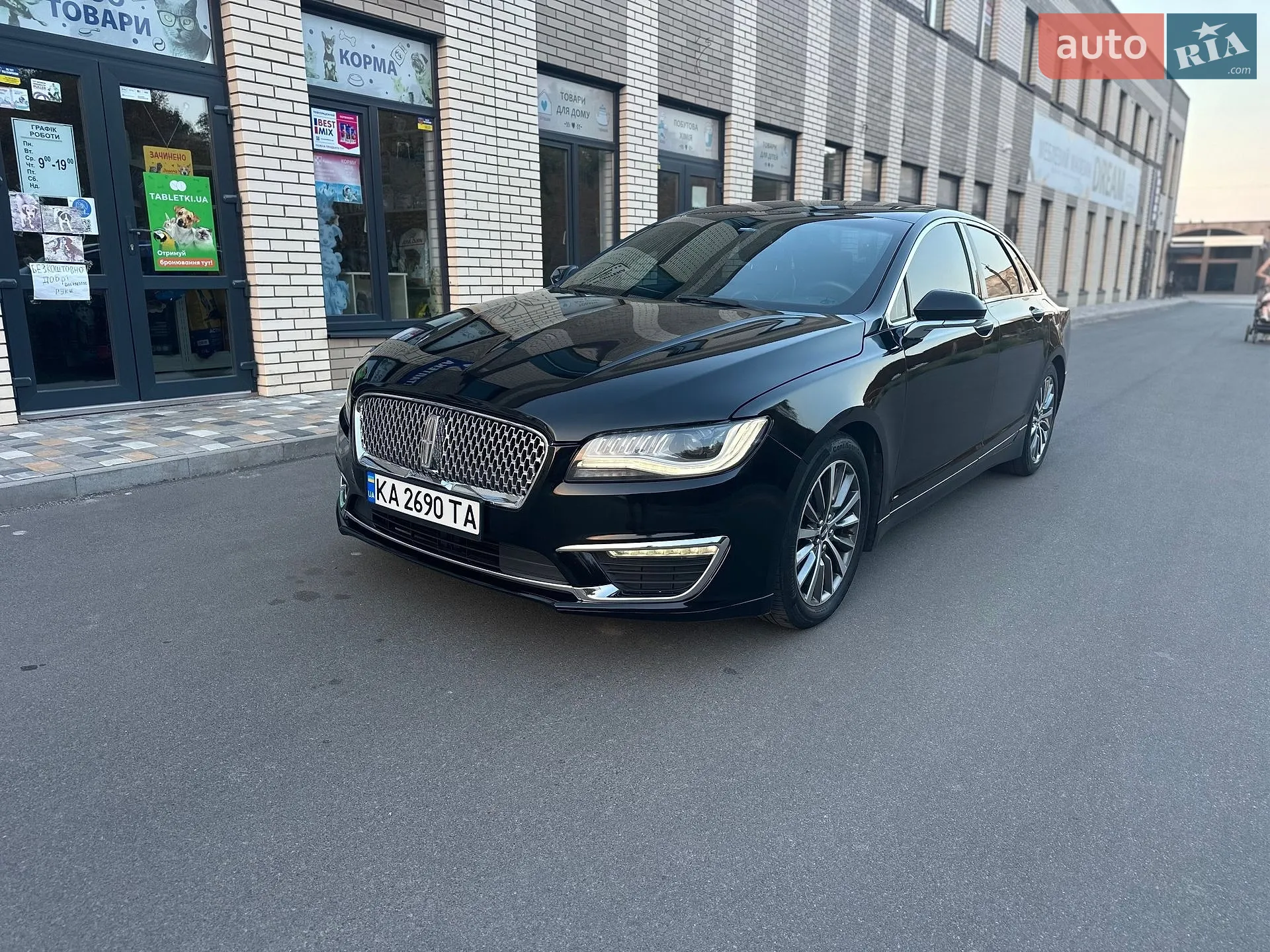 2016 Lincoln MKZ - мініатюра 2