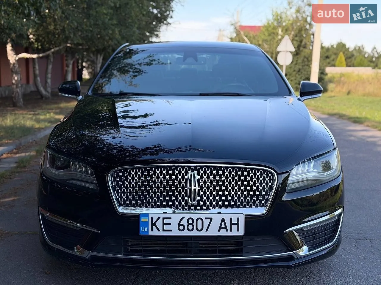 2016 Lincoln MKZ - мініатюра 8