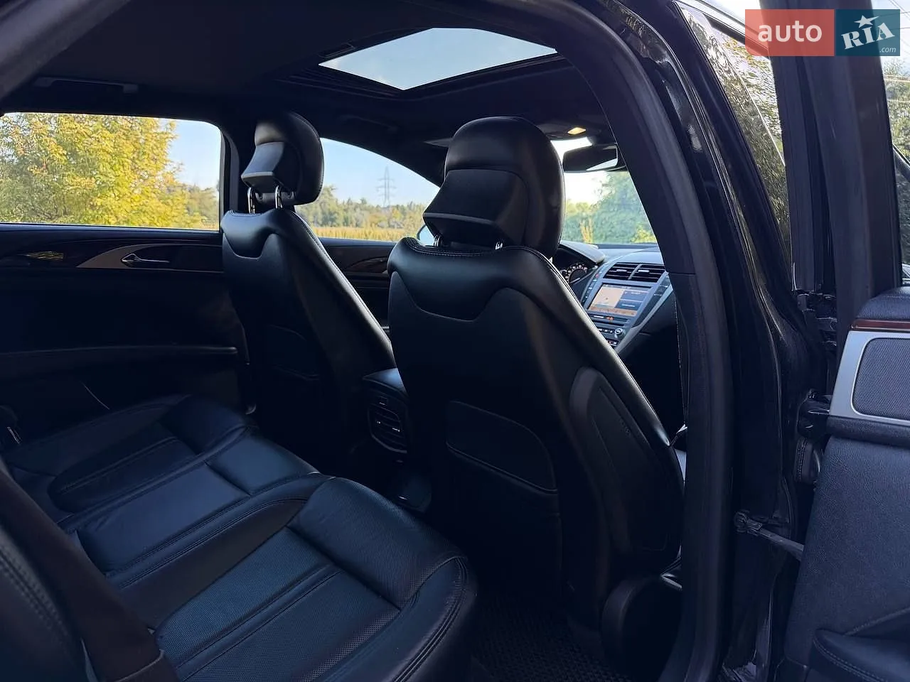 2016 Lincoln MKZ - мініатюра 23