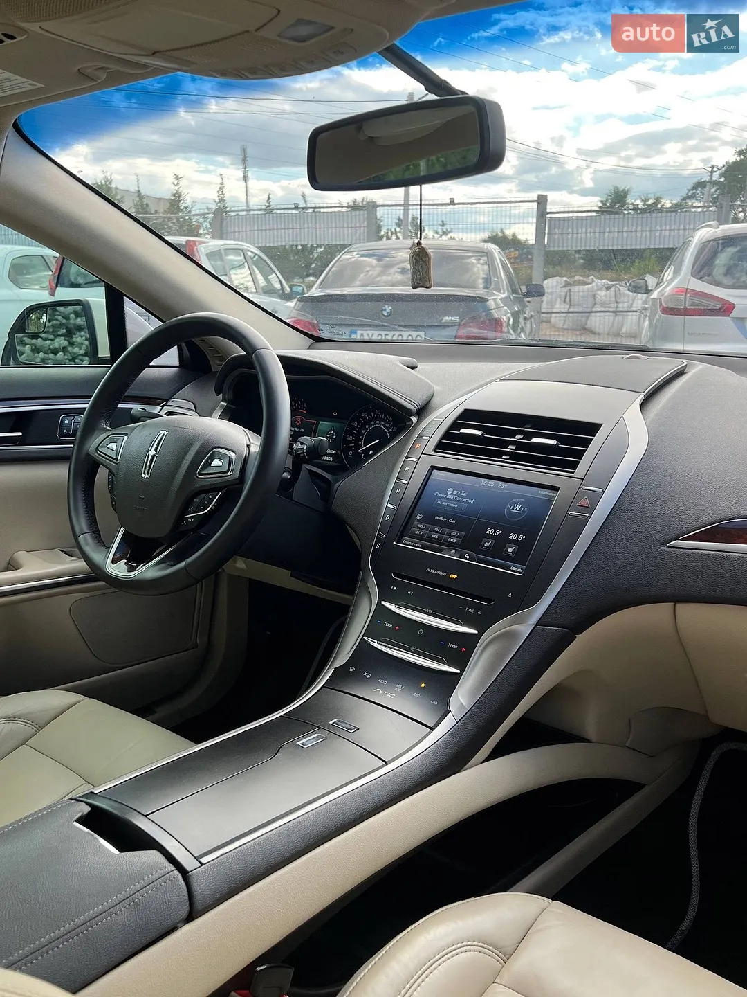 2014 Lincoln MKZ - мініатюра 16