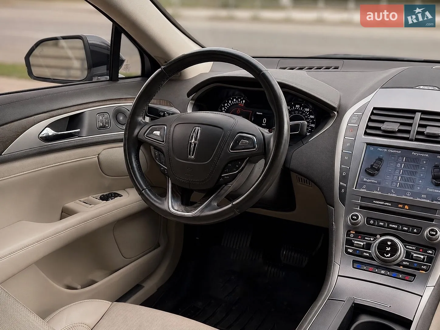 2018 Lincoln MKZ - мініатюра 11