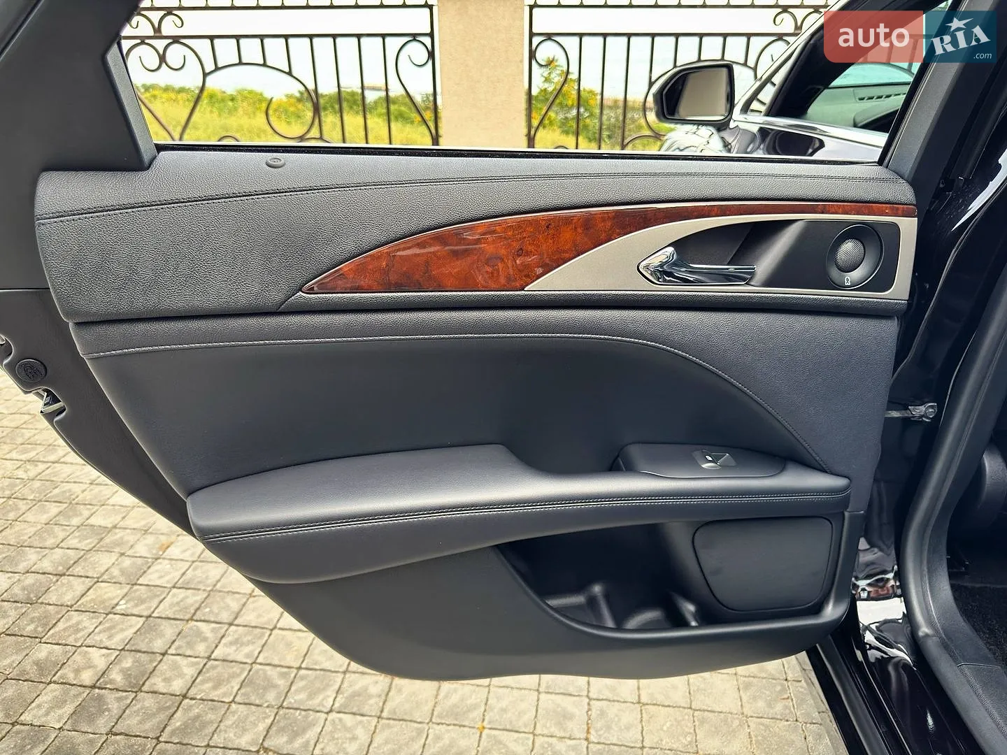 2020 Lincoln MKZ - мініатюра 30